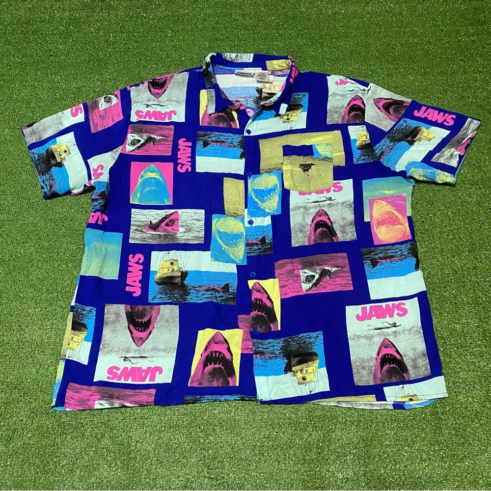 Jaws Movie All Over Print Rayon Button Down Shirt Men’s XXL Neon Pop Art AOP